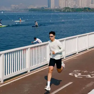 史怡